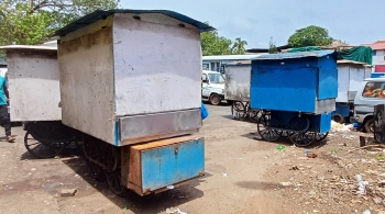 Why no action against fast food carts   opposite KTC bus stand, old Bus stand ?