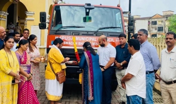 Mapusa gets hydraulic compactor to tackle waste management