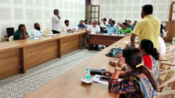 Mormugao council tackles key issues despite absence of 14 councillors