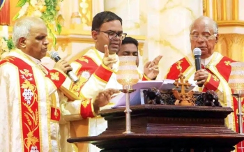 Celebration of Silent Mass by hearing-impaired priest at Old Goa