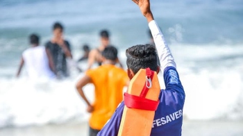 Beachgoers narrowly escape drowning along Goa coast