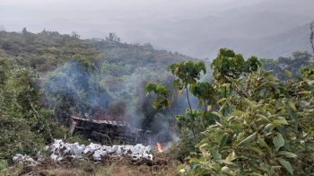 Truck plunges into Chorla Ghat, causes Rs 30 lakh loss