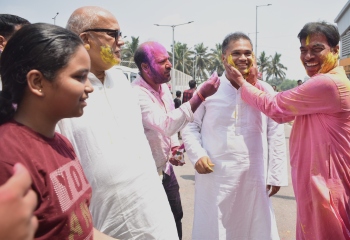 Holi 'splash' drenches Margao