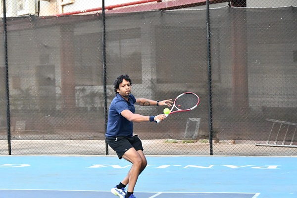 ﻿Rishabh defeats Amulya in men’s singles event