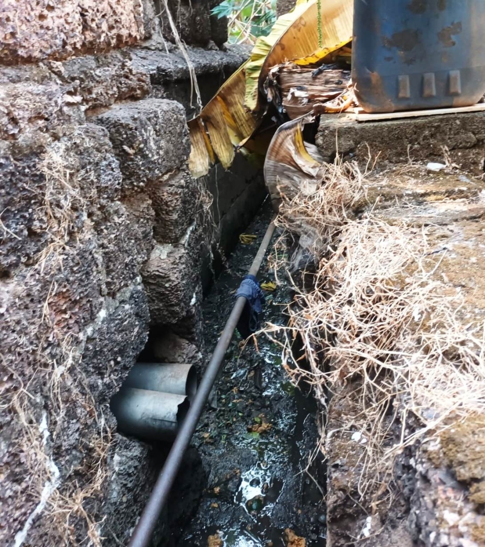 Questions over plugging sewage discharge into drains as SIDCGL clears connections in Calconda