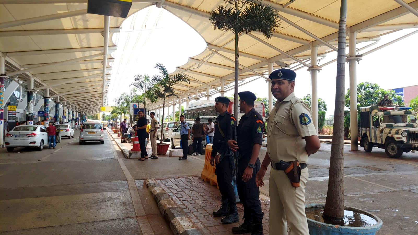 The Goan EveryDay: Hoax bomb threat causes panic at Dabolim Airport