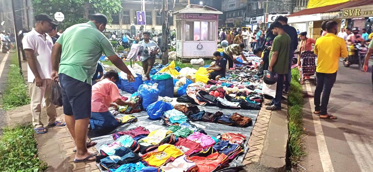 Illegal vendors have field day as MMC fails to crack whip