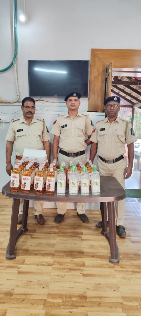 Bicholim police seize liquor bottles during patrol