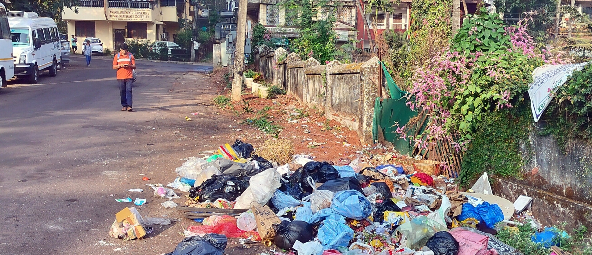 Mapusa's fight against garbage   dumping hit by public apathy