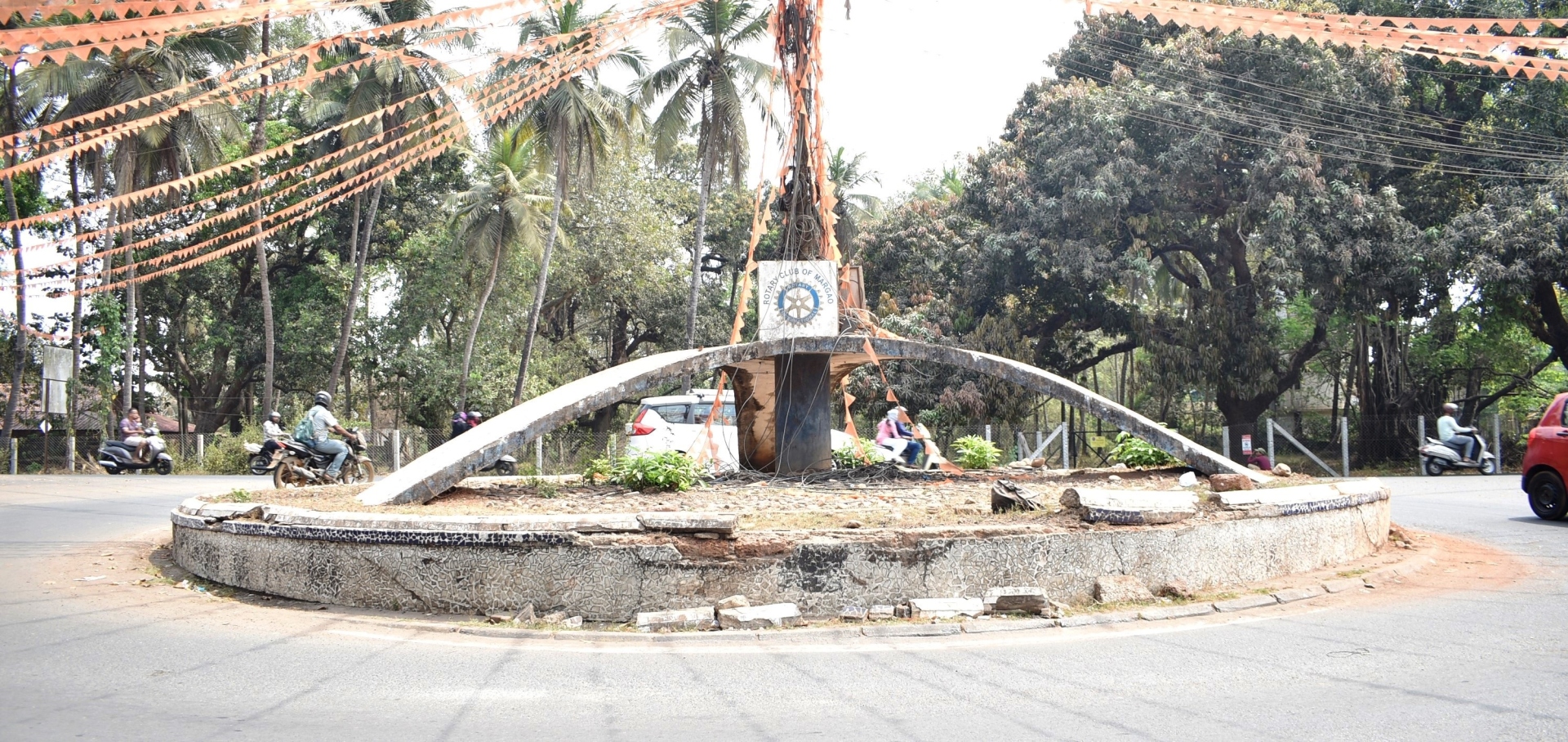 ﻿Damage to Rawanfond junction sparks concerns over heavy vehicle movement