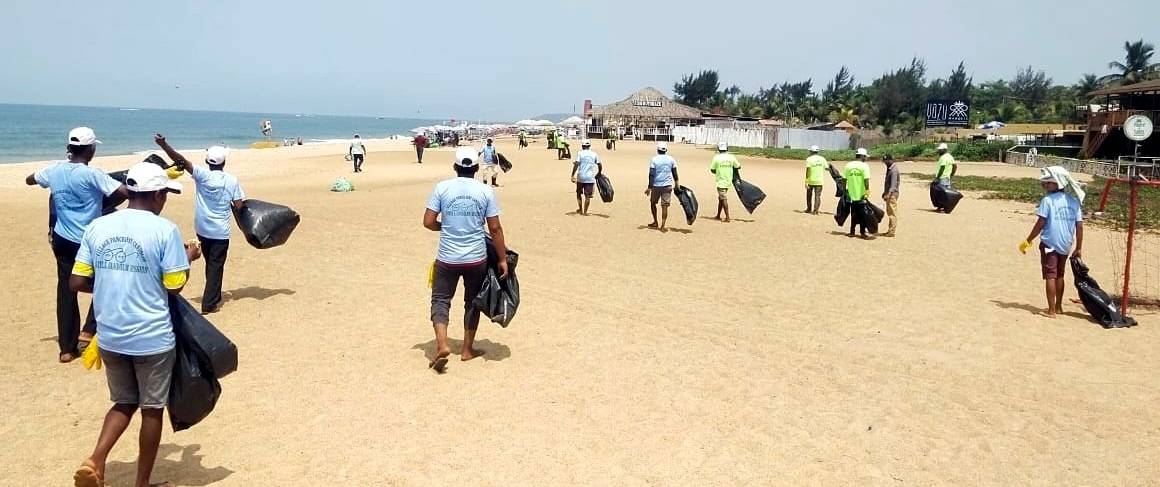 ﻿Candolim panchayat leads massive beach clean-up, collects 5 tonnes of waste