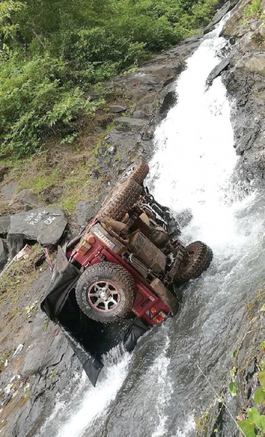 Jeep falls into Saleli  waterfall, youth killed