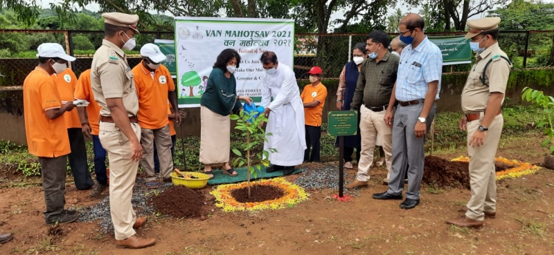 Van Mahotsav celebrated at our Lady   of Perpetual Succour High School, Cortalim