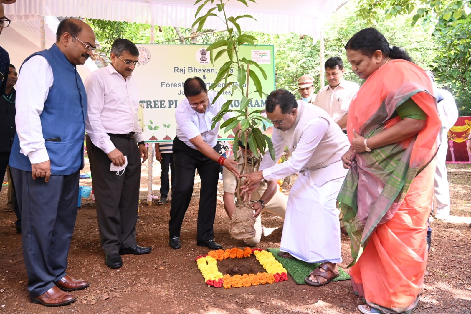 Raj Bhavan, forest dept celebrate Van Mahotsav