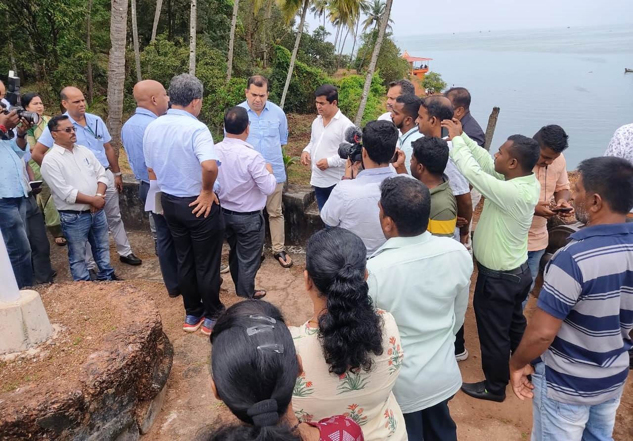 Minister vows to beautify Betul fort after fixing Customs issues