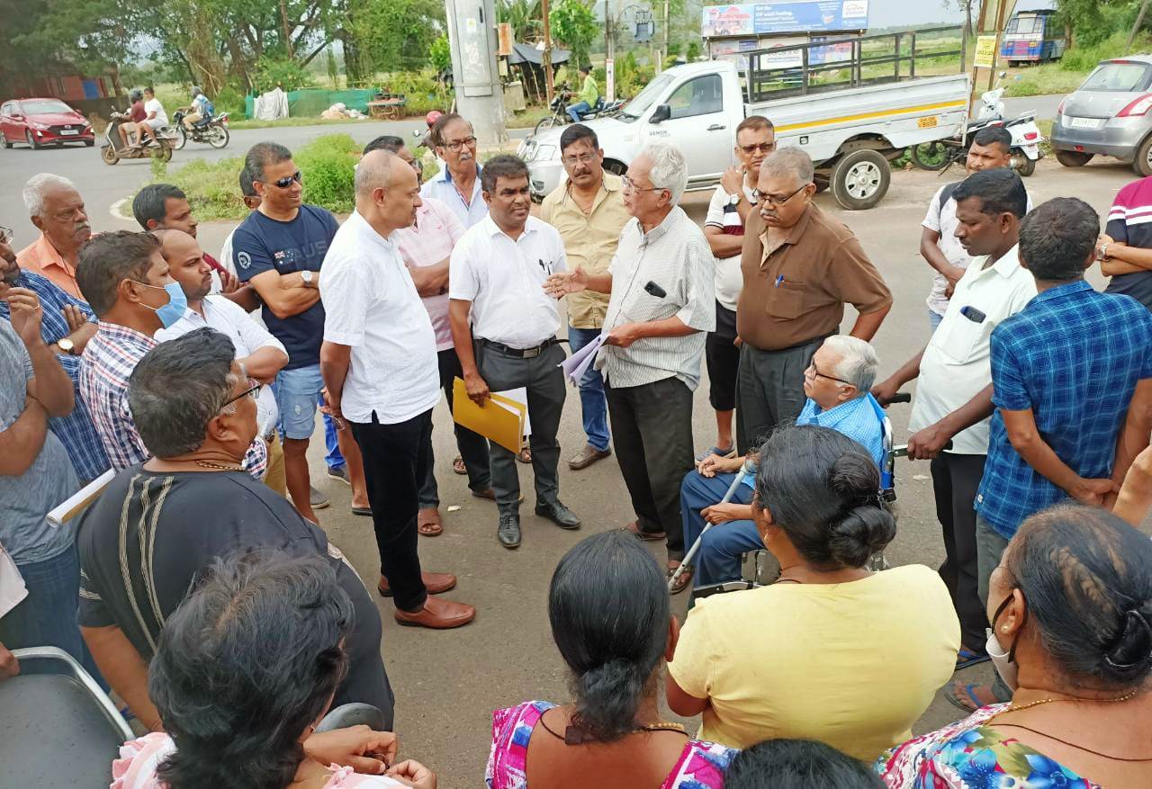 Chinchinim locals want road bypass instead of flyover at Dandeavaddo