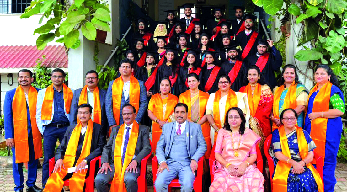 Belagavi med college holds Graduation Day