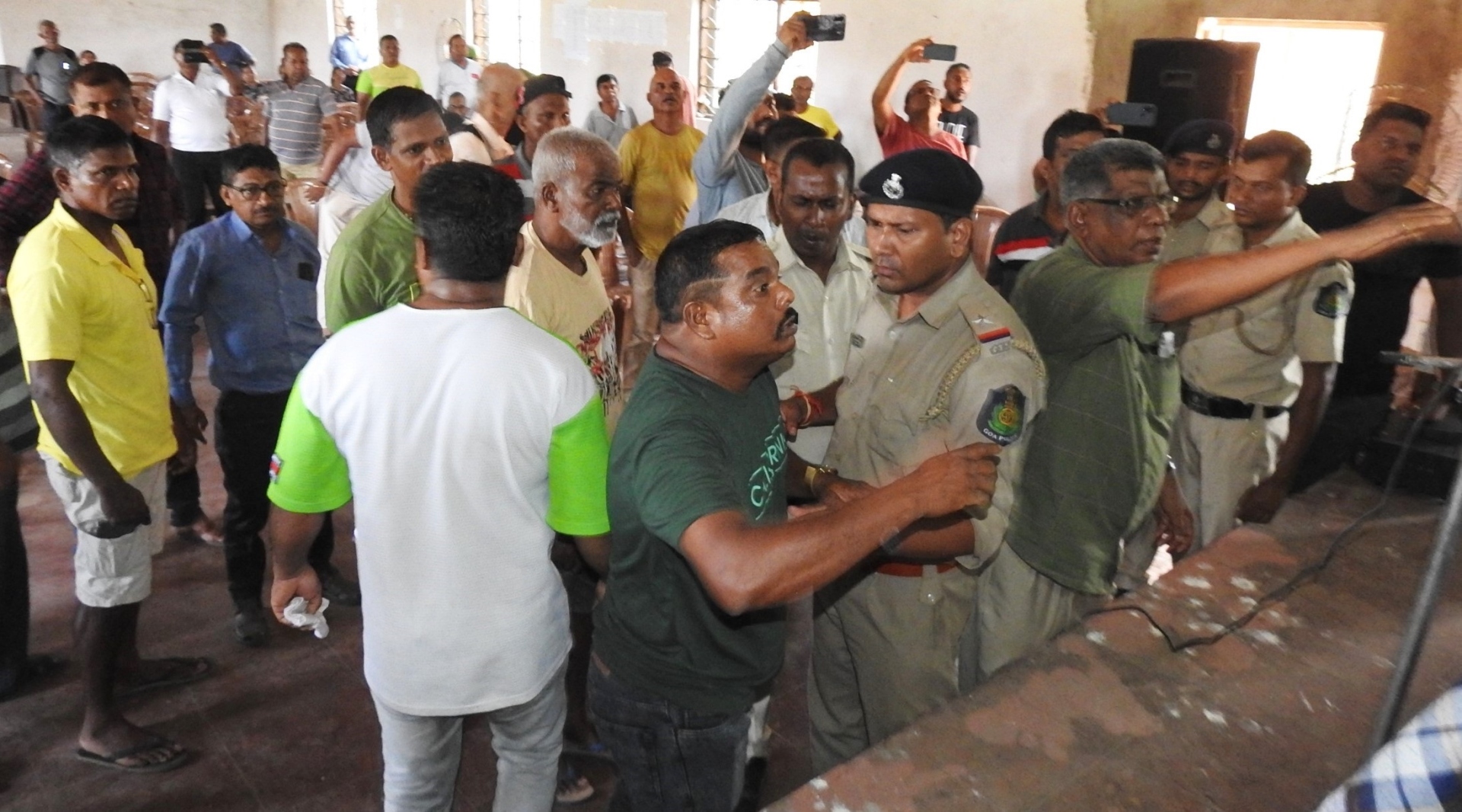 Sao Jose de Areal gram sabha turns chaotic as tempers flare